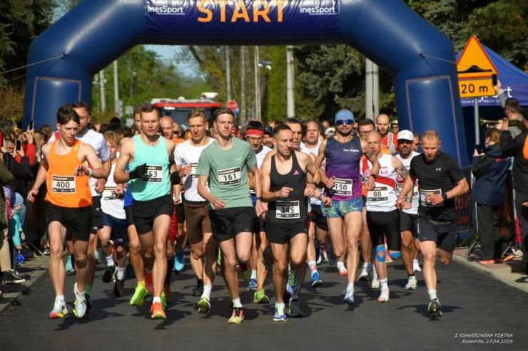 bieg start uczestników biegu